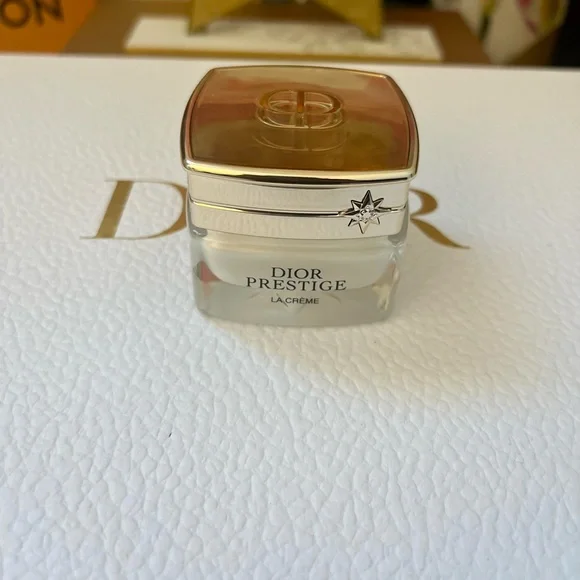 NIB Dior prestige bundle for face - Picture 3 of 10